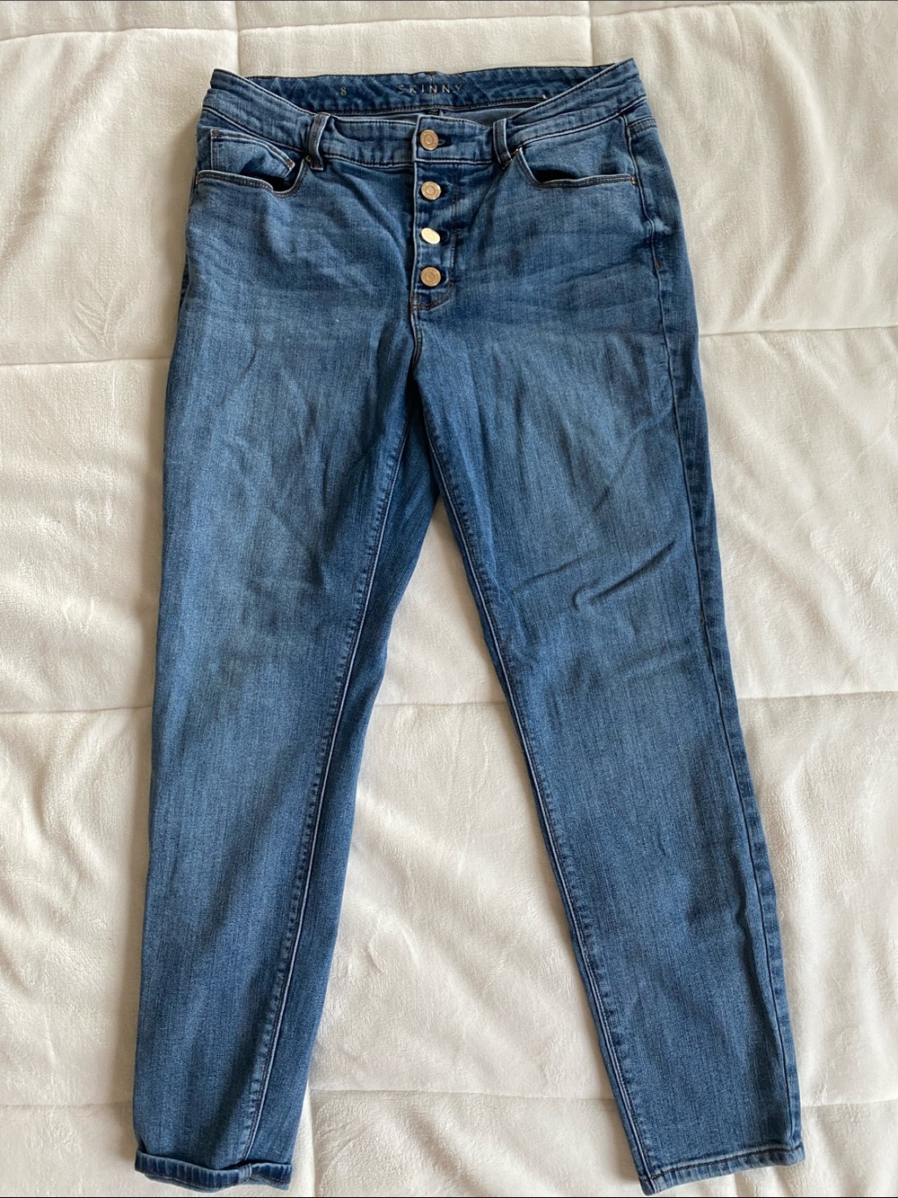 White House Black Market Women’s  Skinny Jeans with Button-Fly (Size 8)